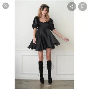 Selkie Black Swan Parliament size 1X